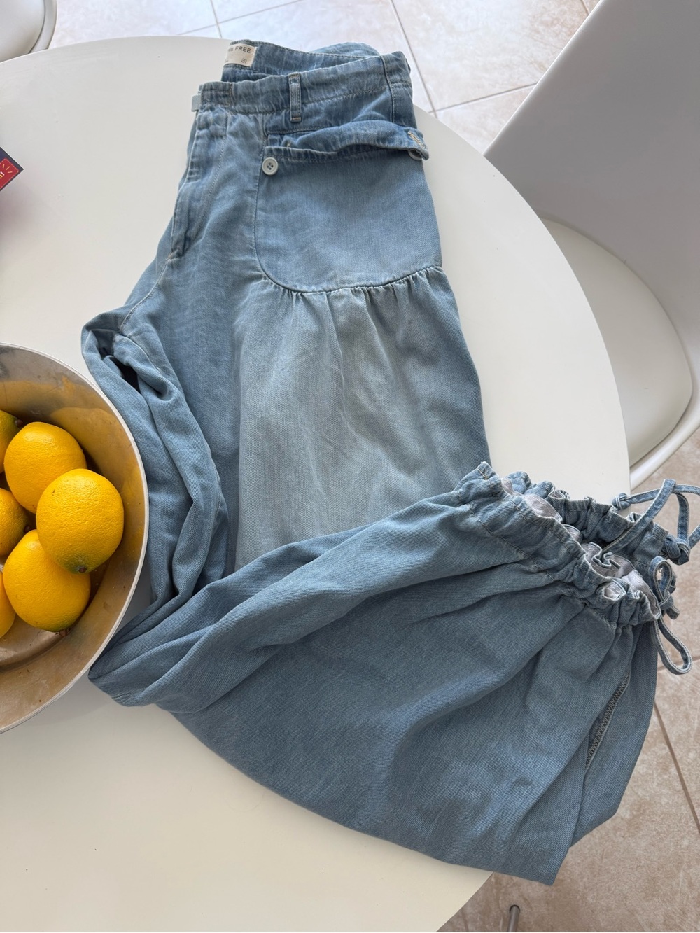 We The Free Lotus Balloon Jeans - Picture 6 of 10
